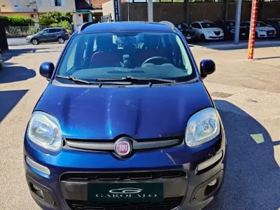 Usata Fiat Panda Lounge 95 CV (69 kW) 2017 Blu Utilitaria