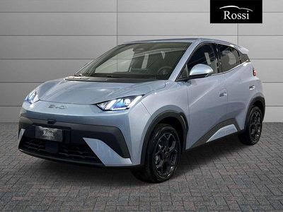 Ice blue Nuova 2026 BYD Dolphin Surf Comfort Utilitaria | 25.400 € (Cara)