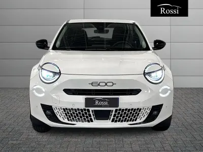 Usata Fiat 600 Pop 136 CV (100 kW) 2025 Bianco SUV
