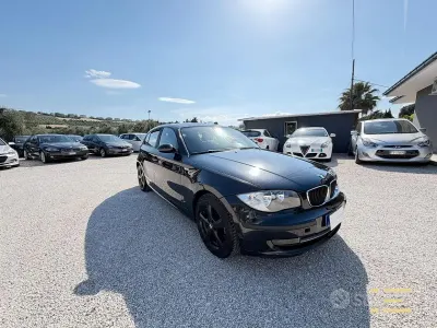 Usata BMW 118 143 CV (105 kW) 2008 Nero Utilitaria