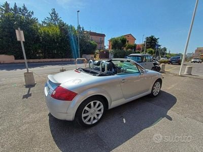 Usata Audi TT 180 CV (132 kW) 2000 Cabrio