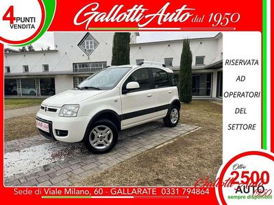 Bianco Usata 2013 Fiat Panda 4x4 Climbing Utilitaria | 5990 € (Cara)