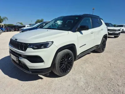 Usata Jeep Compass 179 CV (131 kW) 2023 Bianco SUV