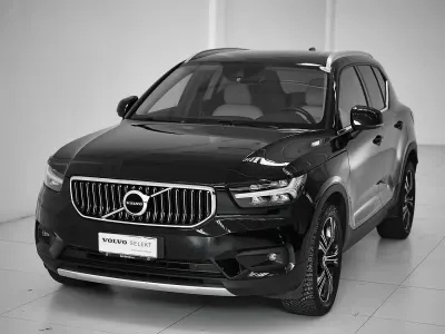 Usata Volvo XC40 145 CV (106 kW) 2021 Nero SUV