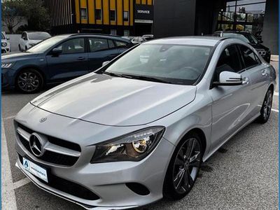 Usata Mercedes A200 Business 136 CV (100 kW) 2019 Grigio Utilitaria