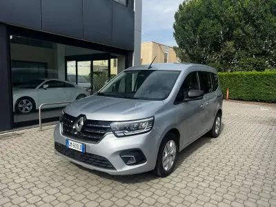 Usata Renault Kangoo Edition One 95 CV (69 kW) 2022 Argento Monovolume