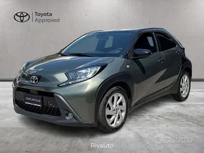 Usata Toyota Aygo X Trend 72 CV (52 kW) 2022 Verde SUV