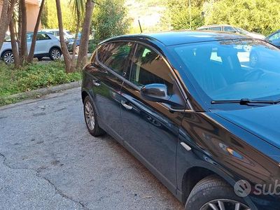 Usata Lancia Delta 105 CV (77 kW) 2009 Nero Utilitaria