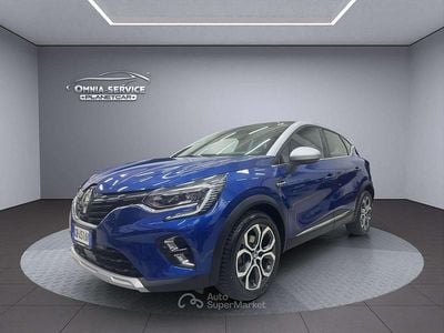 Usata Renault Captur Intens 92 CV (67 kW) 2020 Blu/azzurro SUV