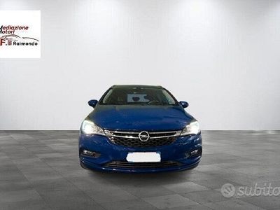 Usata Opel Astra Innovation 136 CV (100 kW) 2018 Blu Station wagon