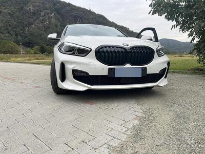 Usata BMW 118 M Sport 136 CV (100 kW) 2022 Bianco Utilitaria