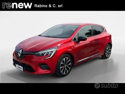 Usata Renault Clio V Techno 101 CV (74 kW) 2023 Rosso Berlina