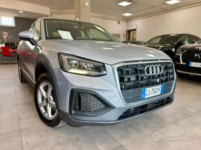 Usata Audi Q2 Business 116 CV (85 kW) 2022 Grigio SUV