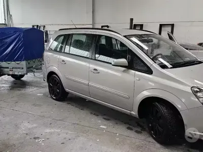 Usata Opel Zafira 94 CV (69 kW) 2008 Grigio Monovolume