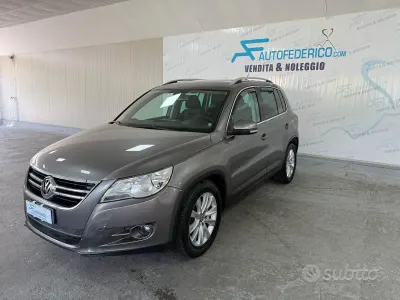 Usata VW Tiguan Sport 170 CV (125 kW) 2009 Grigio SUV