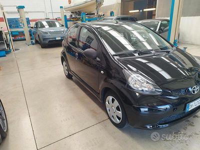 Usata Toyota Aygo Sol 67 CV (49 kW) 2007 Nero Utilitaria