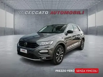 Usata VW T-Roc Sport 150 CV (110 kW) 2021 Grigio SUV