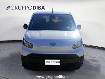 Usata Toyota Proace Verso City 102 CV (75 kW) 2024 Bianco Station wagon