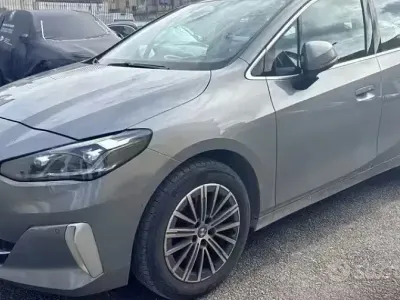 Usata BMW 218 Luxury Line 150 CV (110 kW) 2023 Grigio Station wagon