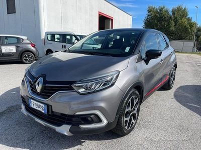 Usata Renault Captur 90 CV (66 kW) 2018 Grigio SUV