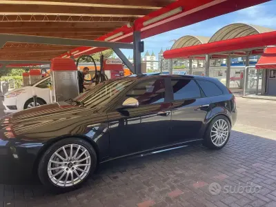 Usata Alfa Romeo 159 200 CV (147 kW) 2008 Nero Station wagon