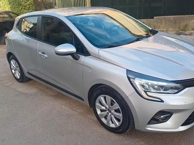 Usata Renault Clio V 86 CV (63 kW) 2020 Grigio Utilitaria