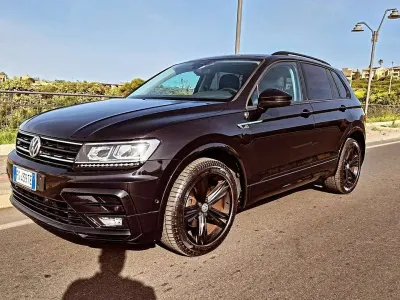 Gebraucht VW Tiguan R-line 150 PS (110 kW) 2018 Other SUV