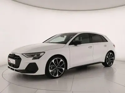 Usata Audi A3 S-Line 150 CV (110 kW) 2024 Bianco arkona Berlina