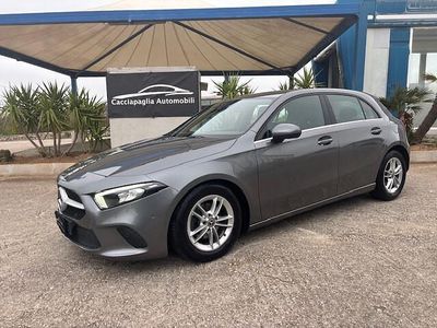 Occasion Mercedes A180 116 ch (85 kW) 2020 Bleue Berline