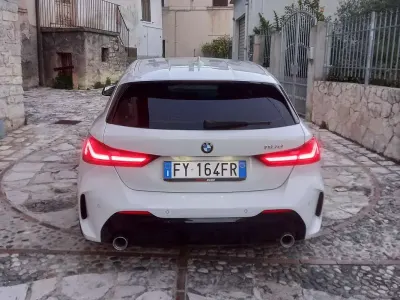 Usata BMW 118 M Sport 150 CV (110 kW) 2020 Bianco Utilitaria