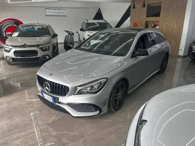 Usata Mercedes CLA220 AMG Line Premium 163 CV (119 kW) 2018 Grigio Berlina