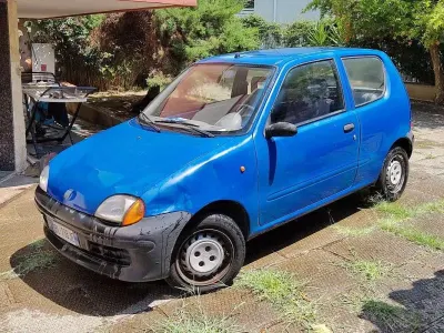Usata Fiat Seicento Young 39 CV (28 kW) 2000 Blu/azzurro Utilitaria