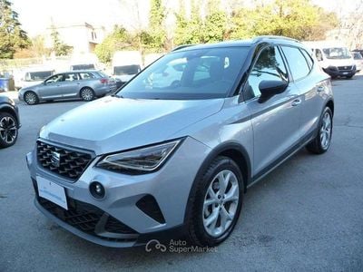 Usata Seat Arona FR 90 CV (66 kW) 2022 Argento SUV