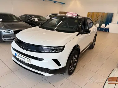 Usata Opel Mokka 131 CV (96 kW) 2025 Bianco SUV