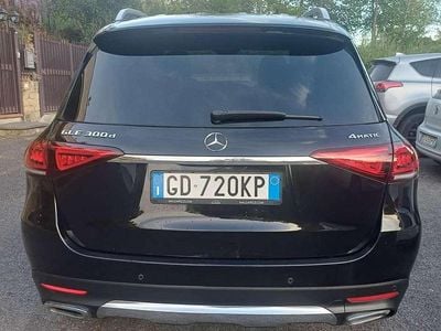 Gebraucht Mercedes GLE300 333 PS (244 kW) 2021 Schwarz Kombi