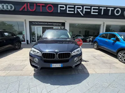 Usata BMW X5 Luxury Line 231 CV (169 kW) 2015 Blu SUV