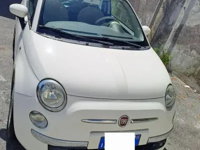 Usata Fiat 500 Lounge 75 CV (55 kW) 2008 Bianco Utilitaria