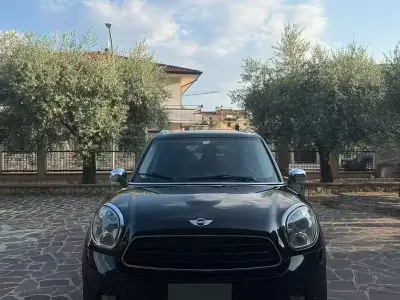 Usata Mini One D 90 CV (66 kW) 2011 Nero Utilitaria