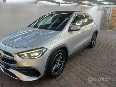 Occasion Mercedes GLA200 Premium 150 ch (110 kW) 2021 Gris SUV