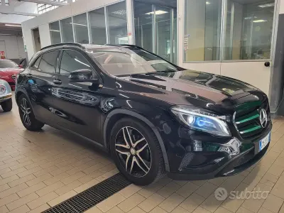 Usata Mercedes GLA200 156 CV (114 kW) 2014 Nero SUV