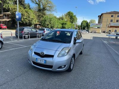 usata Toyota Yaris 1.4 D-4D DPF 5 porte