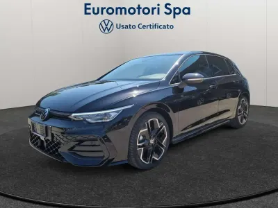 Nuova VW Golf VIII R-line Plus 150 CV (110 kW) 2026 Nero Berlina