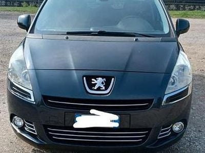 Usata Peugeot 5008 112 CV (82 kW) 2011 Blu Monovolume