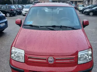 Usata Fiat Panda Dynamic 59 CV (43 kW) 2009 Rosso Utilitaria