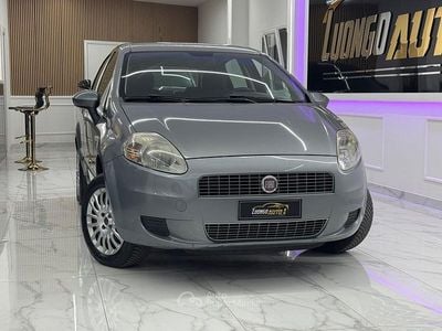 Usata Fiat Grande Punto Dynamic 77 CV (56 kW) 2009 Grigio Utilitaria
