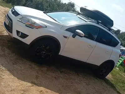Usata Ford Kuga Titanium 136 CV (100 kW) 2012 Bianco SUV
