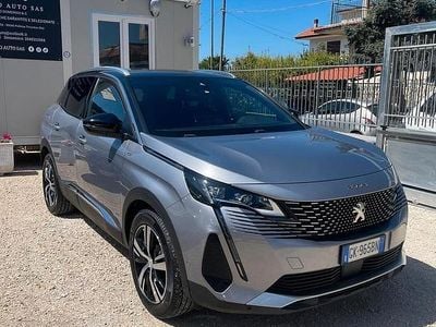Usata Peugeot 3008 GT 130 CV (95 kW) 2022 Grigio SUV