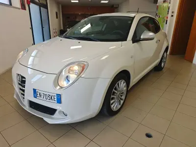 Usata Alfa Romeo MiTo 84 CV (61 kW) 2012 Bianco Utilitaria