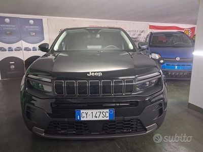 Usata Jeep Avenger Altitude 100 CV (73 kW) 2025 Nero SUV