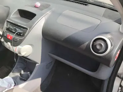 Usata Citroën C1 68 CV (50 kW) 2008 Argento Utilitaria